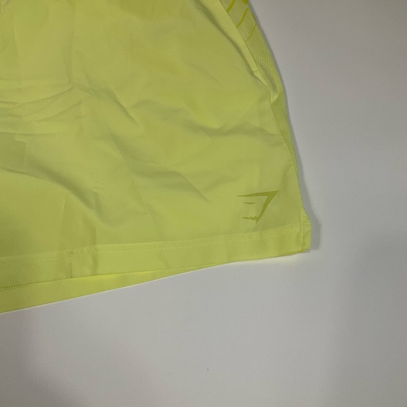 Gymshark Men's Size XXL 2XL Neon Yellow 6" Polyester Activewear Shorts - Picture 2 of 8
